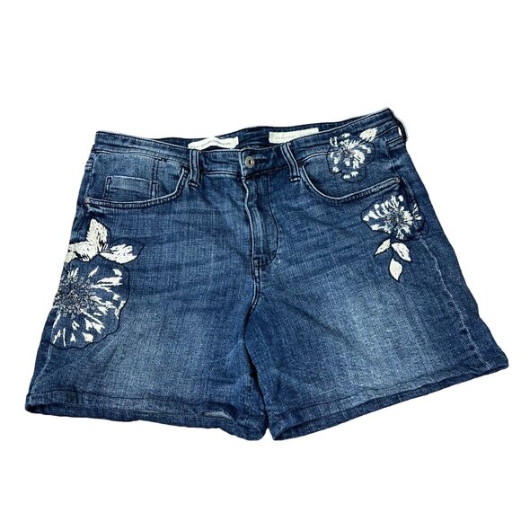 Pilcro Slim Boyfriend Jean Shorts Size‎ 32 Waist Embroidered Boho 6" Inseam - Picture 1 of 8